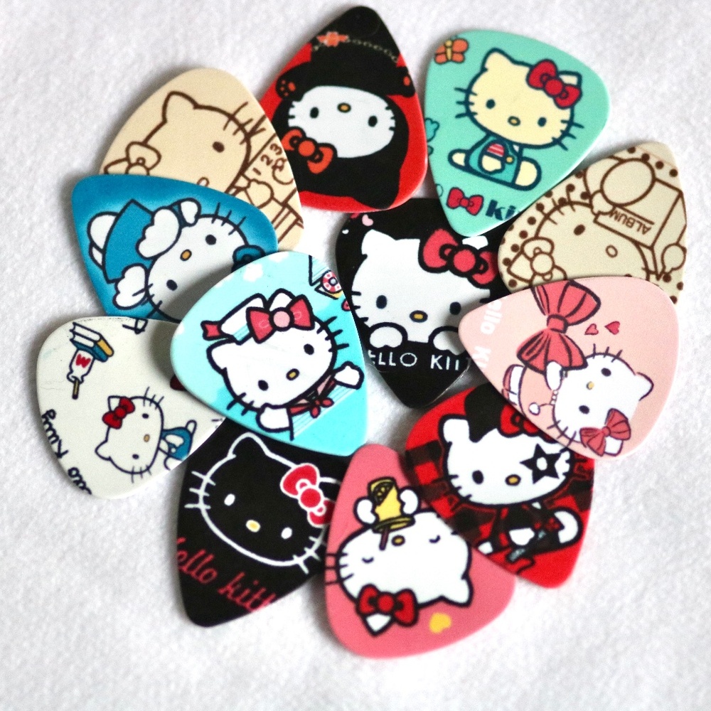 HELLO KITTY Guitar Picks Pack of 12 Assorted Designs Music Band Sanrio Kawaii